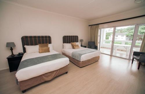 Port Edward Hotel | Relax at The Estuary Hotel & Spa with Oceanfront Views