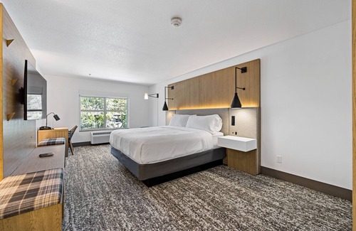 McCall Hotel | Experience The Evergreen Hotel: Top Rated with Spa & Pool