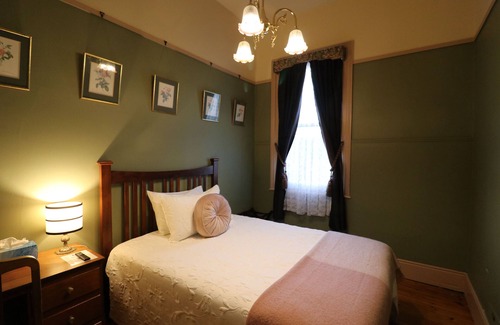 Beaconsfield Hotel | Eco-Friendly Retreat at Exchange Hotel Beaconsfield