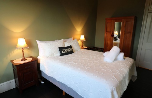 Beaconsfield Hotel | Eco-Friendly Retreat at Exchange Hotel Beaconsfield
