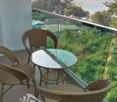 Saen Suk Apartment | Exclusive Oceanfront Suite with Rooftop Pool and Top Reviews