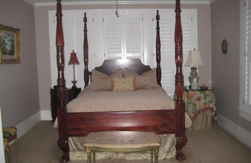 Franklin Bed & Breakfast | Guest Rated 10/10: The Fairfax House B & B with Spa