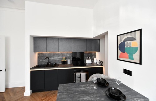 Prestwick House | Discover the Prestwick Pink Pad: Family-Friendly Escape