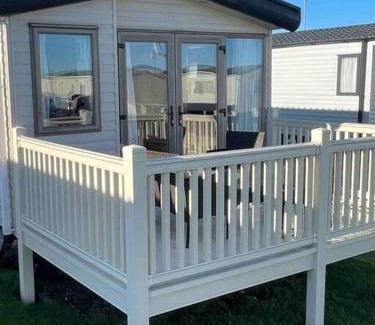 Newbiggin-by-the-Sea House | Pet-Friendly Retreat at The Fairways Hideaway, Northumberland