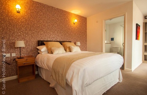 Haseley Hotel | Discover The Falcon at Hatton: Top-Rated Family Retreat