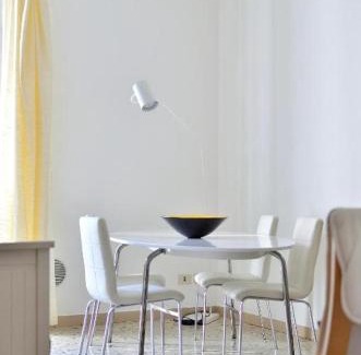 Colonno Apartment | The Family Houses - Apartments with Balcony and Lake View