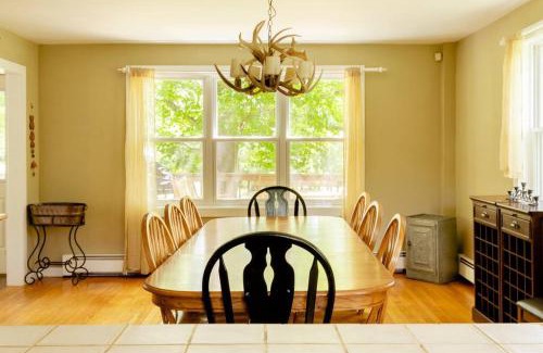 Roxbury House | Discover The Farm at Meeker Hollow: Family & Pet Friendly Retreat