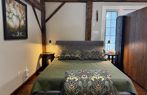 Guelph/Eramosa House | Exceptional Family Stay at The Farm Shed Guelph Elora