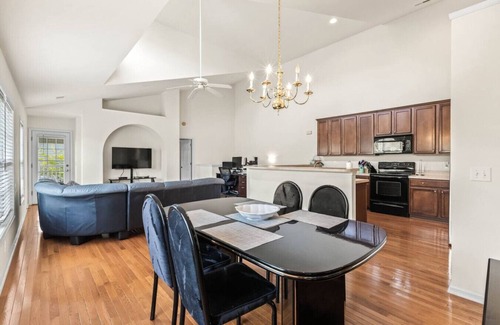 Carolina Forest Apartment | The Farm Townhouse with King Bed