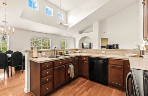 Carolina Forest Apartment | The Farm Townhouse with King Bed