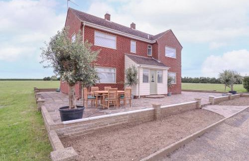 Saint Osyth House | Discover The Farmhouse: Pet and Child Friendly Retreat