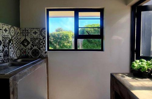 Cannon Rocks House | Experience The Farmstead: 4-Star Ocean View Getaway