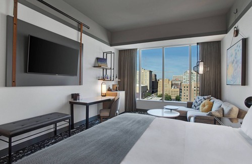 Old Market Hotel | Discover The Farnam, Autograph Collection - Guest Rated 9.8