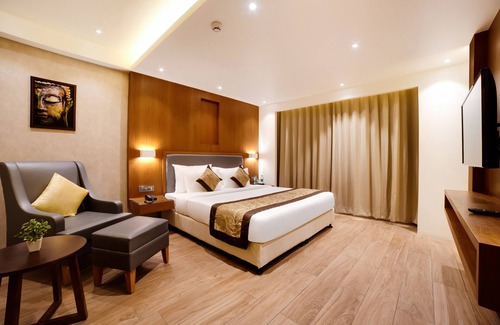Bhopal Hotel | Inviting Stay at The Fern Residency Bhopal with Pool Access