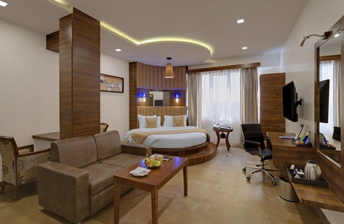 Bhuj Hotel | Discover The Fern Residency Bhuj: Pool, Spa & 9/10 Rating