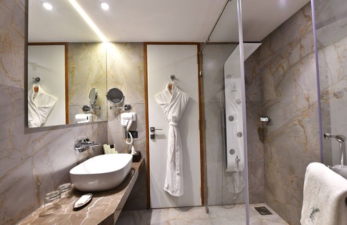 Jamnagar Hotel | Comfortable Stay at The Fern Residency, Jamnagar with Great Amenities