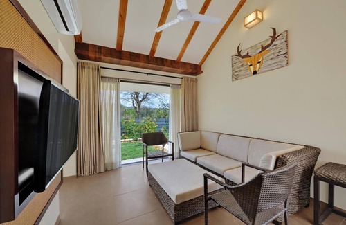Vijayanagar Hotel | Elegant Stay at The Fern Sattva Resort - Polo Forest