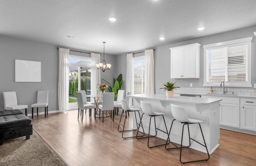 West Richland House | The Fernow Flat - Close to Hanford