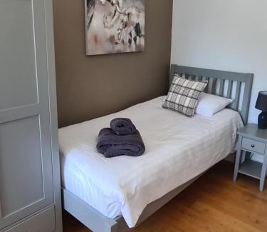Sleaford Hotel | Welcoming Stay at The Finch Hatton Arms - 4-Star Comfort