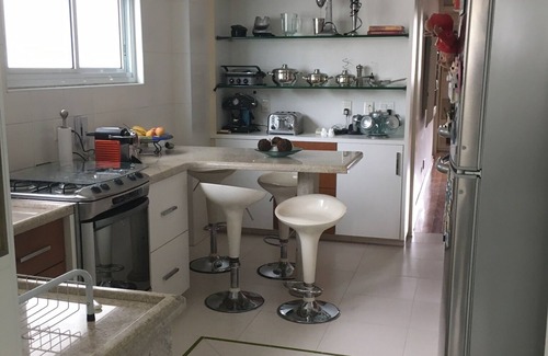 Jardins Apartment | Discover The Find in the Gardens: Pet-Friendly Retreat