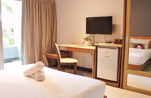 Nai Mueang Hotel | Family-Friendly Stays at The Finn Hotel with Restaurant Access