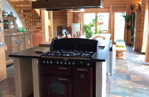 Boppard House | Inviting Finnish Log Cabin with Spa and Hot Tub Amenities
