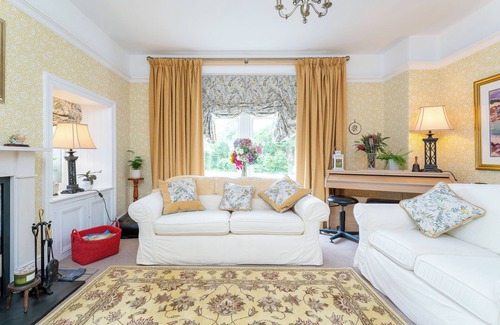 Blair Atholl House | Exceptional Stay at The Firs: Rated 9.8 with Pool & Dining
