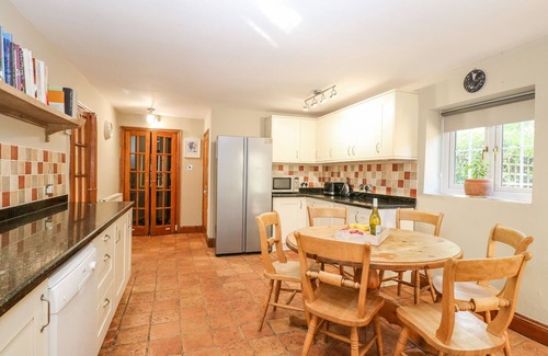 East Dereham Cottage | Discover The Firs: Pet Friendly Holiday Cottage in Dereham