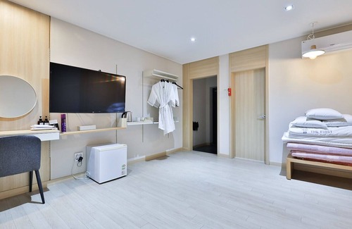Changwon Hotel | Discover Comfort at The First Hotel with Great Amenities