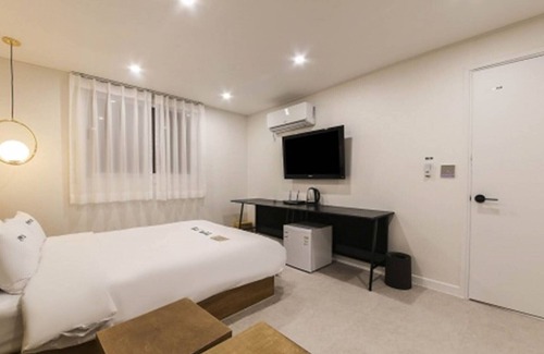 Dong-Gu Hotel | Budget-Friendly Stays at The First Hotel with Breakfast