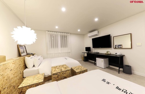 Dong-Gu Hotel | Budget-Friendly Stays at The First Hotel with Breakfast