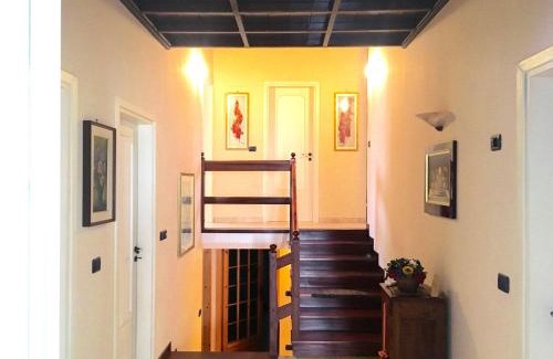Cocomaro di Cona House | Elegantly Inviting Manor House with Pool & Family Amenities