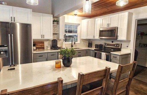 Ketchikan House | Experience Oceanfront Bliss at The Fishing Shack 2023