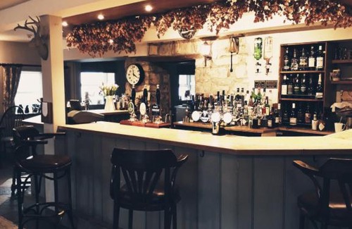 Horton Hotel | Discover Comfort at The Five Dials Inn - Rated 9/10!