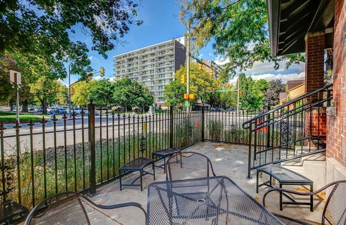 University North Apartment | Discover The Flats: Guest Rated 9.2 with Family Amenities