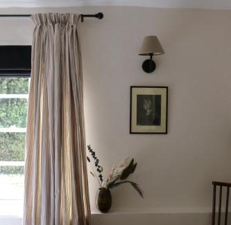 Dorchester-on-Thames Hotel | Pet-Friendly Retreat: Stay at The Fleur de Lys with Top Reviews