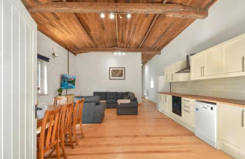 Isle of Thanet House | Experience Comfort at The Flint Barn, Quex Park Estate