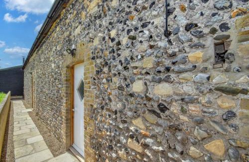 Isle of Thanet House | Experience Comfort at The Flint Barn, Quex Park Estate