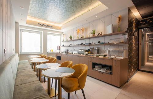 Carrobbio Hotel | The FLOOR