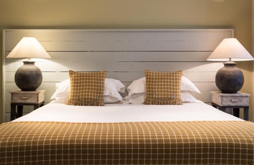 Sheffield Hotel | Discover The Florentine: Pet-Friendly & Family-Oriented Stay