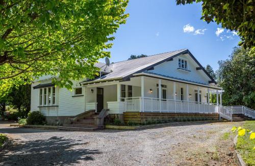 Pirinoa House | Experience The Forest House: Family & Pet-Friendly Retreat