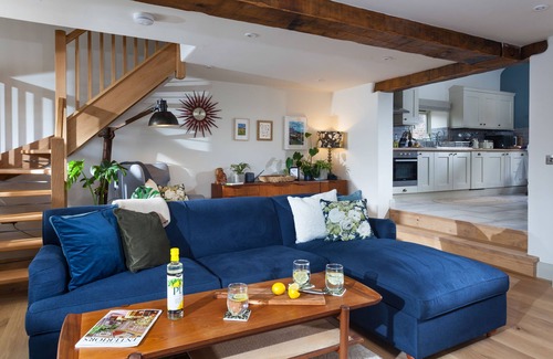 Bridgnorth Cottage | Escape to The Forge: Cozy Barn Conversion with Spa Amenities
