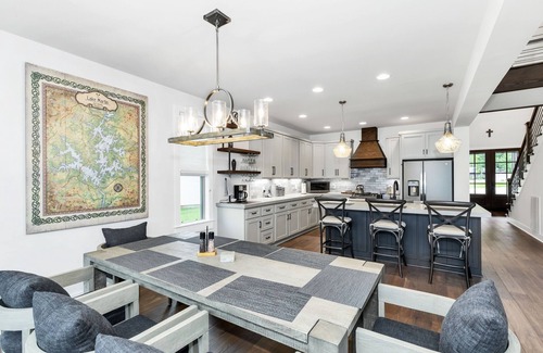 Dadeville House | Newly Built Forge at Blacksmith Point with Lake Views!