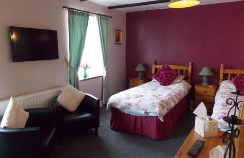 Parkend Hotel | Fountain Inn: Pet-Friendly Haven with High Guest Ratings