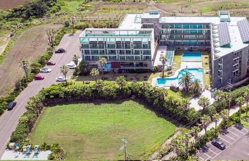Seongsan Hotel | Experience Comfort at The Four Grace Resort - 4-Star Stay