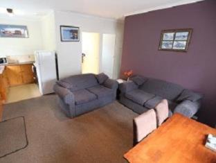 Port Arthur Hotel | Historic Stay at The Fox and Hounds Hotel - Family Friendly
