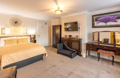 Guisborough Hotel | Experience Comfort at The Fox & Hounds with Family-Friendly Amenities