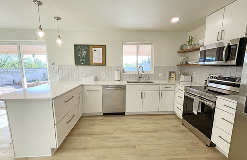 Casas Adobes House | Ultimate Retreat at The Fox House with Game Room & Pool