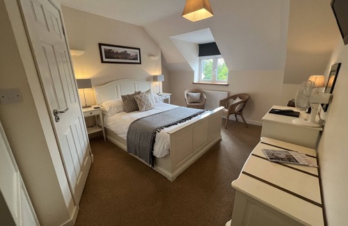 Foxham Hotel | Explore The Foxham: Family-Friendly Retreat with Top Ratings