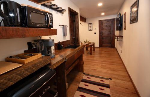 Silverton Hotel | Explore The Frenchman Suites: Family-Friendly 4-Star Retreat